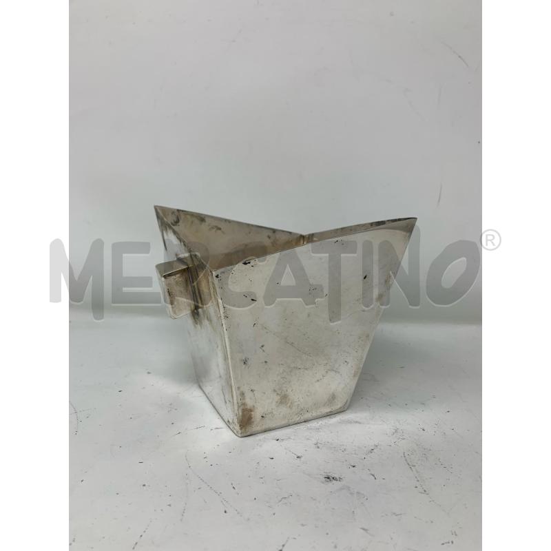 VASO JORDAN SHEFFIELD 13 CM QUADRATO BORDO IRREGOLARE BIANSDATO  | Mercatino dell'Usato Roma re di roma 1