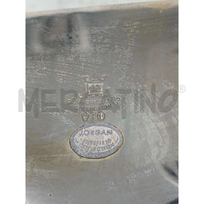VASO JORDAN SHEFFIELD 13 CM QUADRATO BORDO IRREGOLARE BIANSDATO  | Mercatino dell'Usato Roma re di roma 4