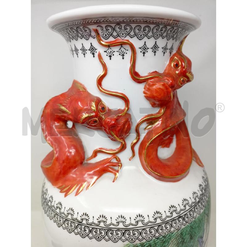VASO ORIENTALE DUE DRAGHI ARANCIONI SCENA GIOCO DONNE FONDO BIANCO  | Mercatino dell'Usato Roma re di roma 4