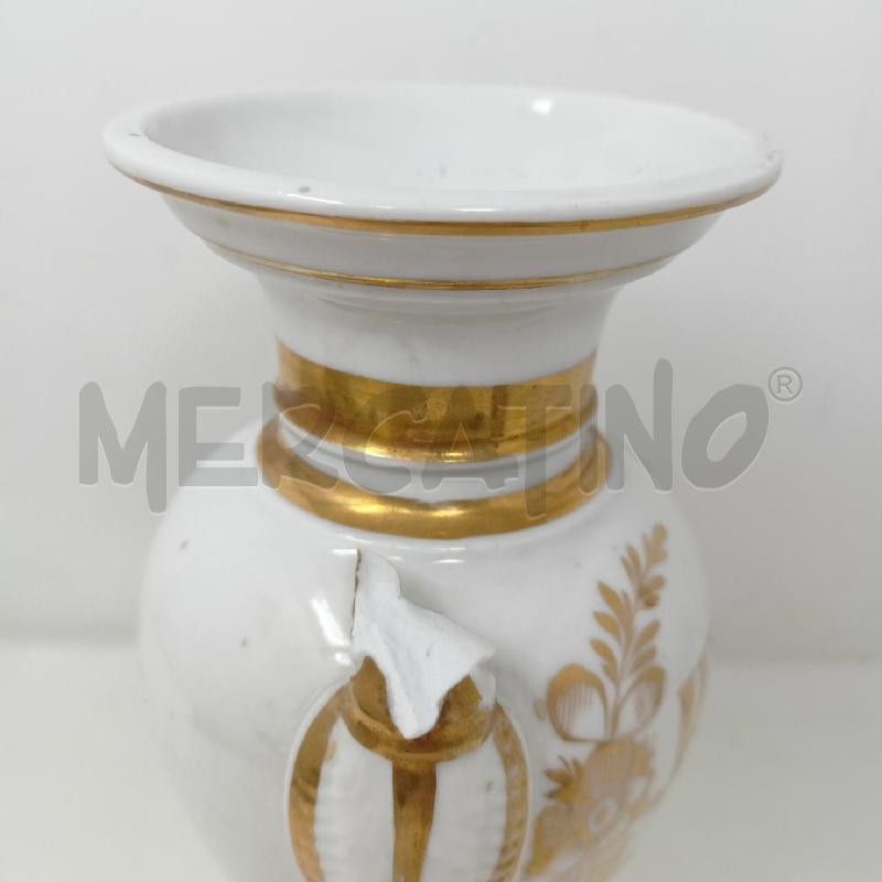 VASO PORC JESUS BIANCO DORATO 25CM | Mercatino dell'Usato Roma re di roma 2