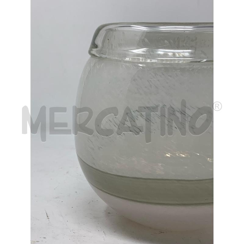 VASO SFERICO VETRO STRIATO BIANCO  | Mercatino dell'Usato Roma re di roma 4