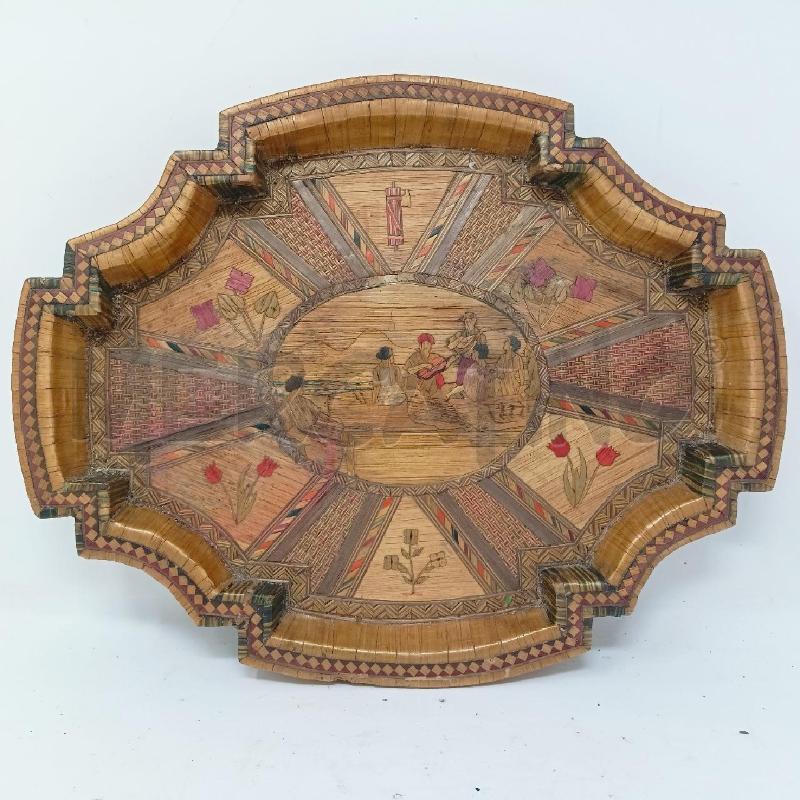 VASSOIO LEGNO INTRECCIATO ANNI '30 RAFF MUSICANTI | Mercatino dell'Usato Roma re di roma 1