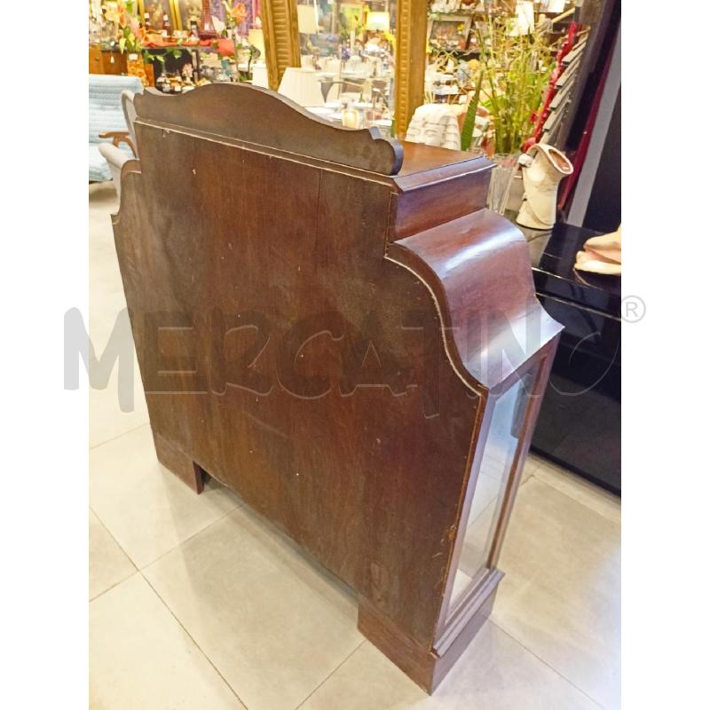 VETRINA BASSA 2 COLONNE | Mercatino dell'Usato Roma re di roma 3
