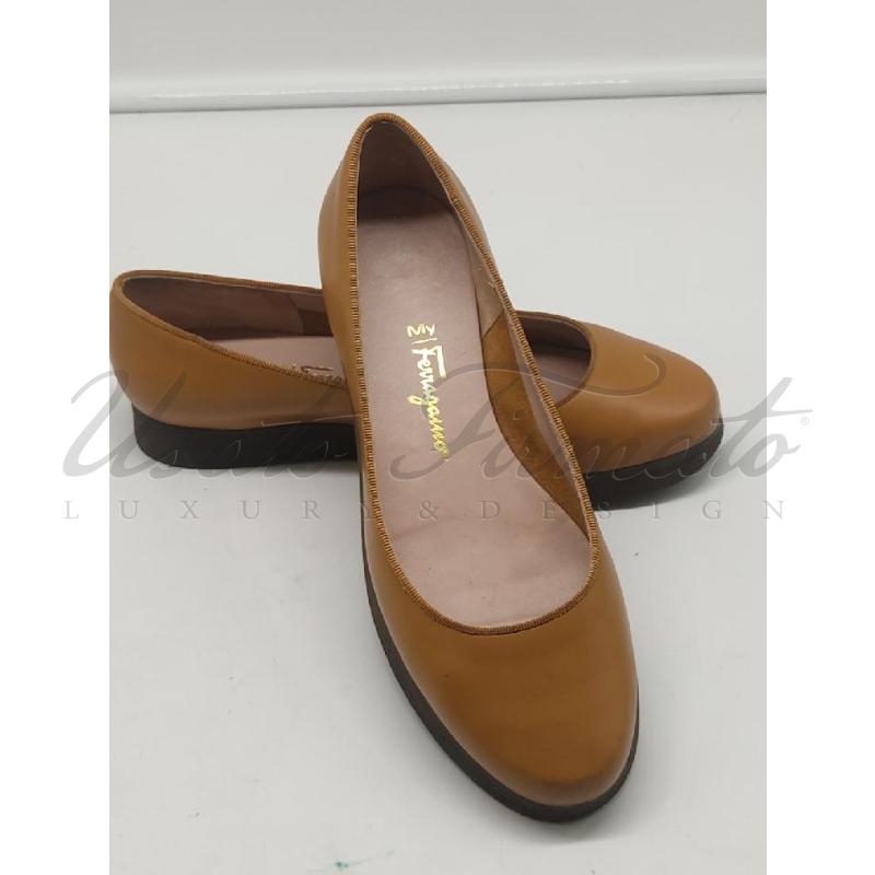 BALLERINA SALVATORE FERRAGAMO BEIGE TG. 7 | Mercatino dell'Usato Roma parioli 3