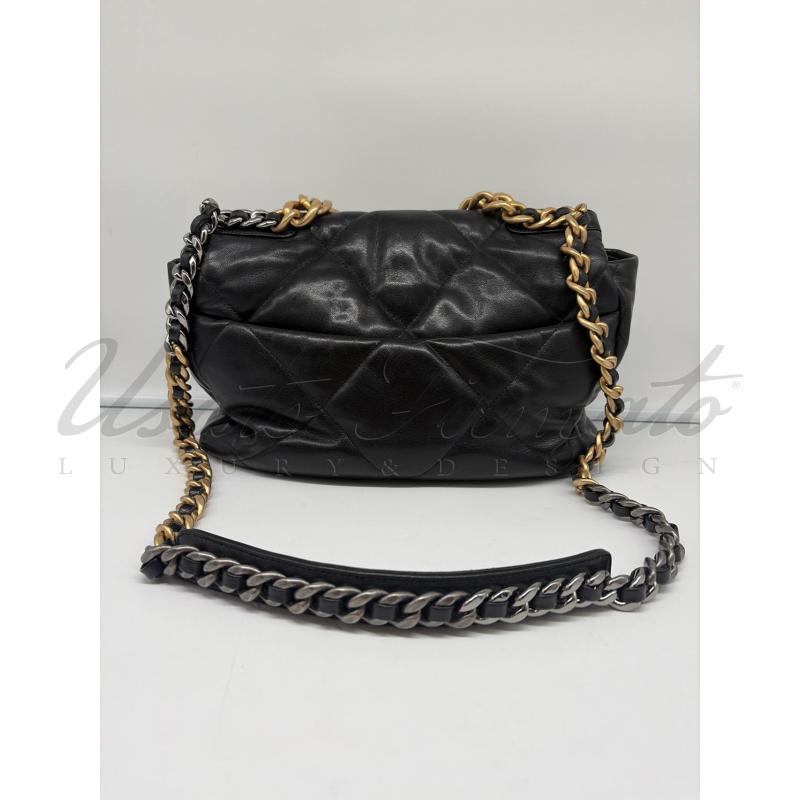 BORSA CHANEL 19 NERA PELLE TRAPUNTATA 30339478 | Mercatino dell'Usato Roma parioli 2