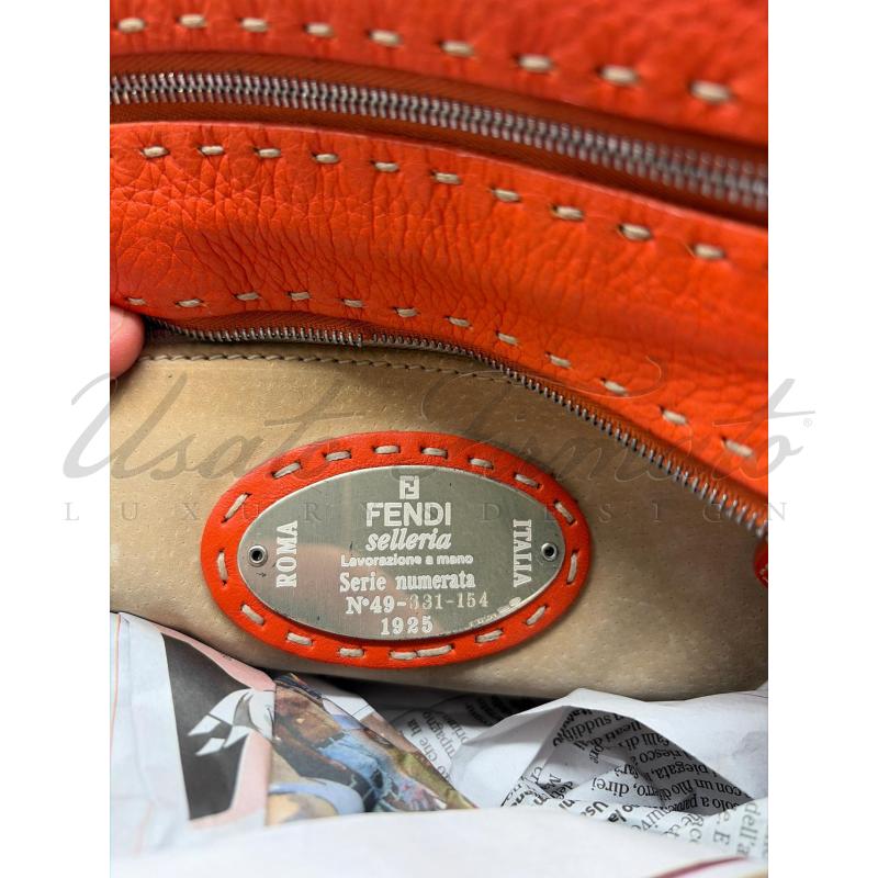 BORSA DONNA FENDI VINTAGE ARANCIO SELLERIA | Mercatino dell'Usato Roma parioli 4