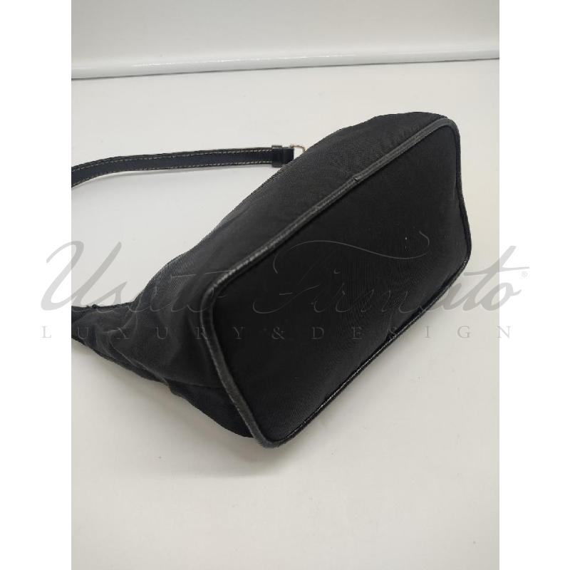 BORSA DONNA PRADA NYLON NERA | Mercatino dell'Usato Roma parioli 3