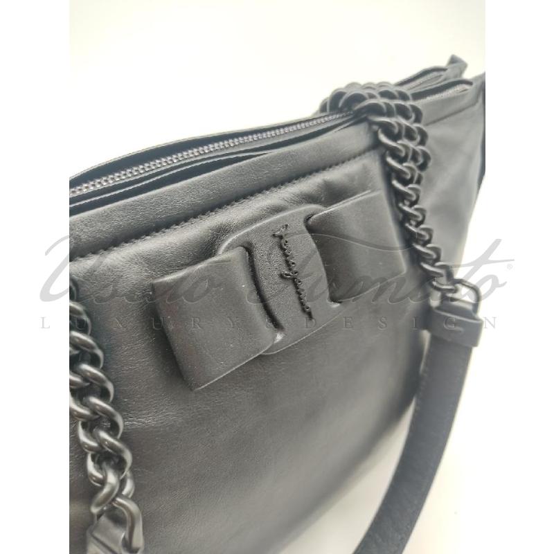 BORSA DONNA SALVATORE FERRAGAMO PELLE NERA  | Mercatino dell'Usato Roma parioli 3