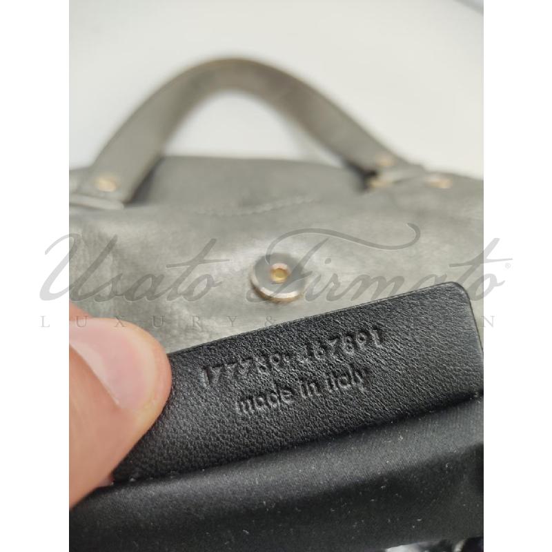 BORSA DONNA YVES SAINT LAURENT TRIBUTE PELLE ARGENTO | Mercatino dell'Usato Roma parioli 3
