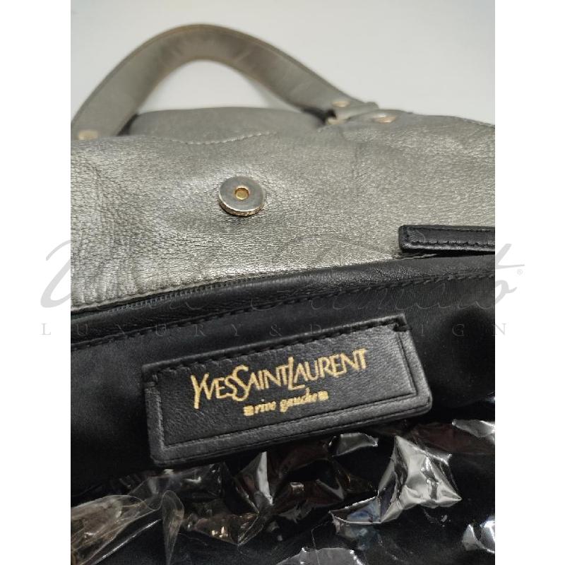 BORSA DONNA YVES SAINT LAURENT TRIBUTE PELLE ARGENTO | Mercatino dell'Usato Roma parioli 4