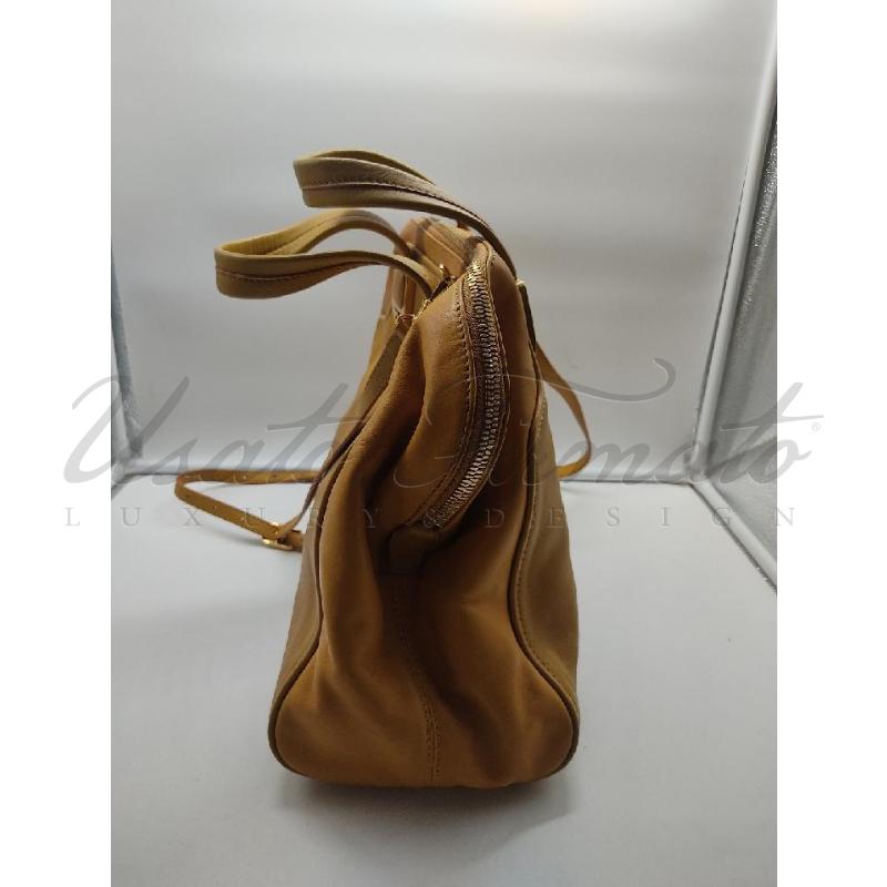 BORSA FENDI CHAMELEON GIALLA PELLE 8BL110-GVR119-2461 | Mercatino dell'Usato Roma parioli 2