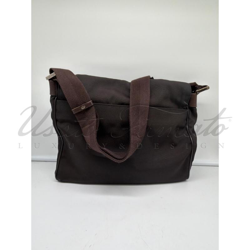 BORSA GUCCI A TRACOLL MARRONE TELA 1462364276 | Mercatino dell'Usato Roma parioli 2