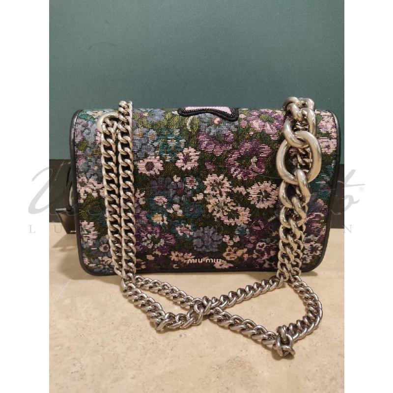 BORSA MIU MIU NERA RICAMATA PERLINE | Mercatino dell'Usato Roma parioli 3