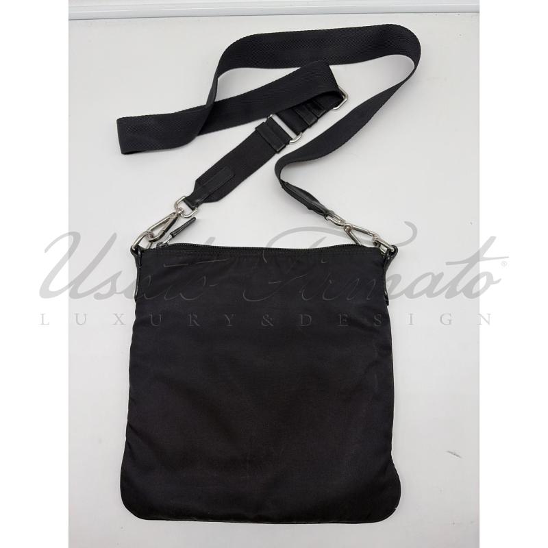 BORSA PRADA NYLON NERO TRACOLLA | Mercatino dell'Usato Roma parioli 2