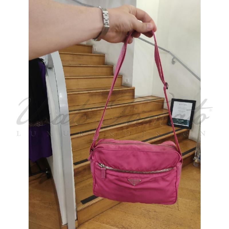 BORSA PRADA NYLON ROSA COD 42 | Mercatino dell'Usato Roma parioli 4