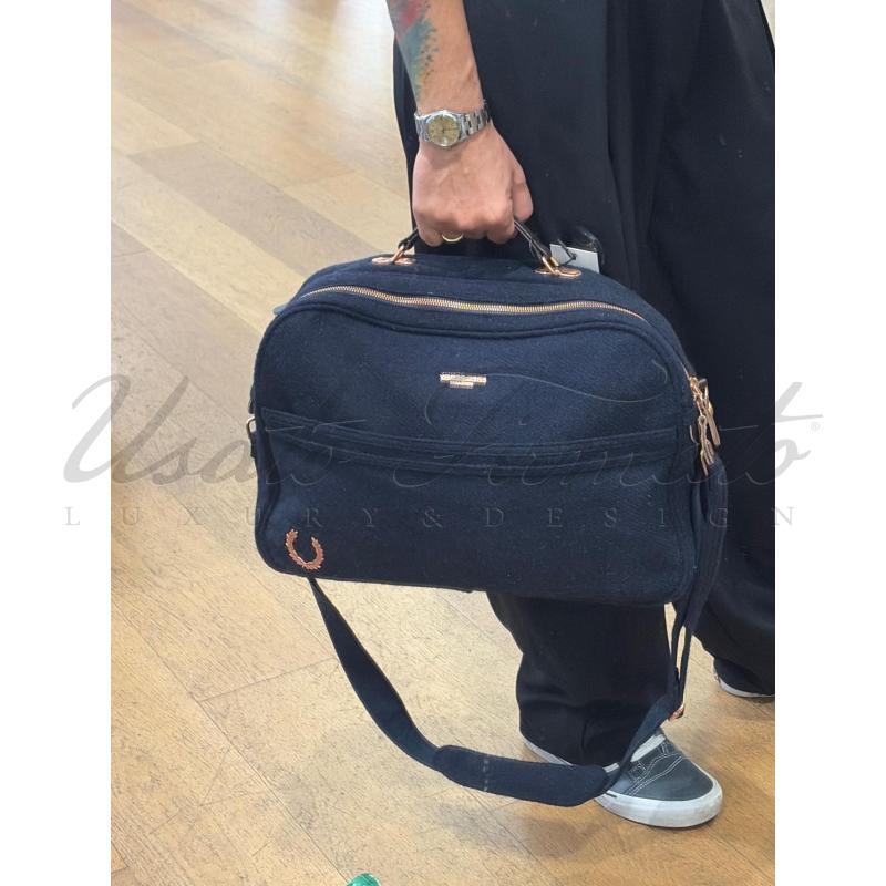 BORSONE FREDPERRY BLU  | Mercatino dell'Usato Roma parioli 4