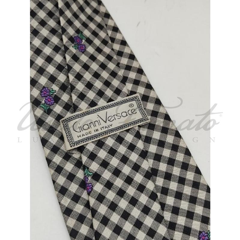 CRAVATTA GIANNI VERSACE BIANCO NERO  | Mercatino dell'Usato Roma parioli 2