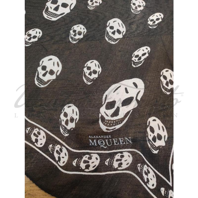 FOULARD ALEXANDER MCQUEEN NERO TESCHI SETA  | Mercatino dell'Usato Roma parioli 3