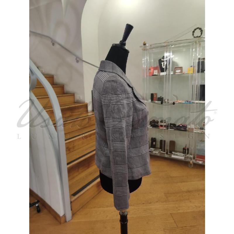 GIACCA DONNA ARMANI COLLEZIONI GRIGIA DOPPIO PETTO TG. 42 | Mercatino dell'Usato Roma parioli 2