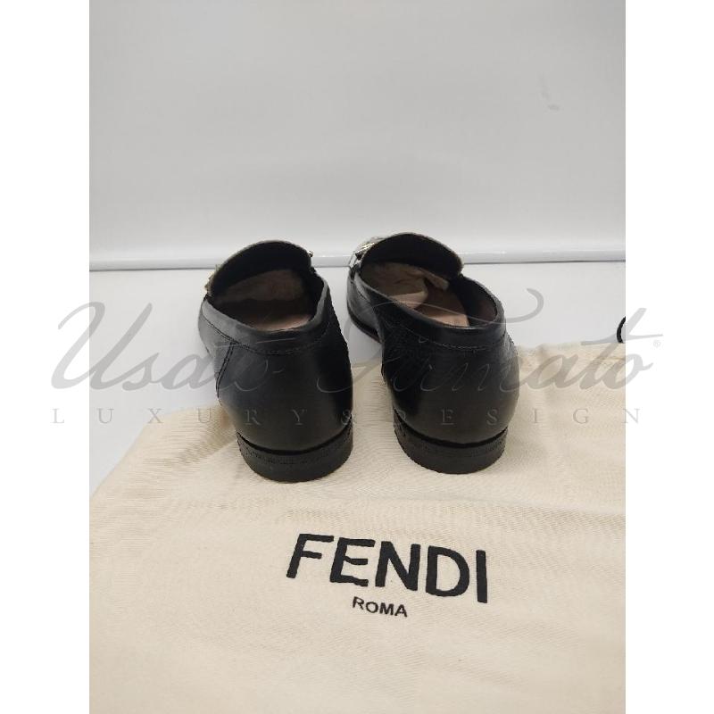 MOCASSINI DONNA FENDI NERO BIANCO PELLE TG. 37 | Mercatino dell'Usato Roma parioli 3