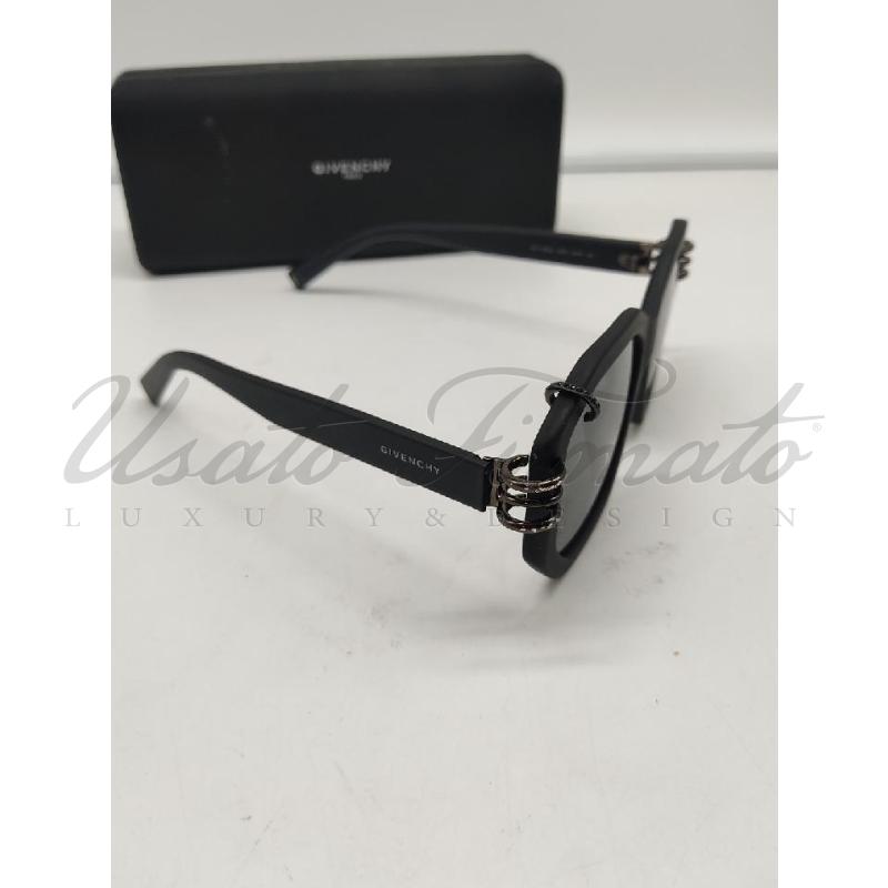 OCCHIALI GIVENCHY NERI PIERCING  | Mercatino dell'Usato Roma parioli 3