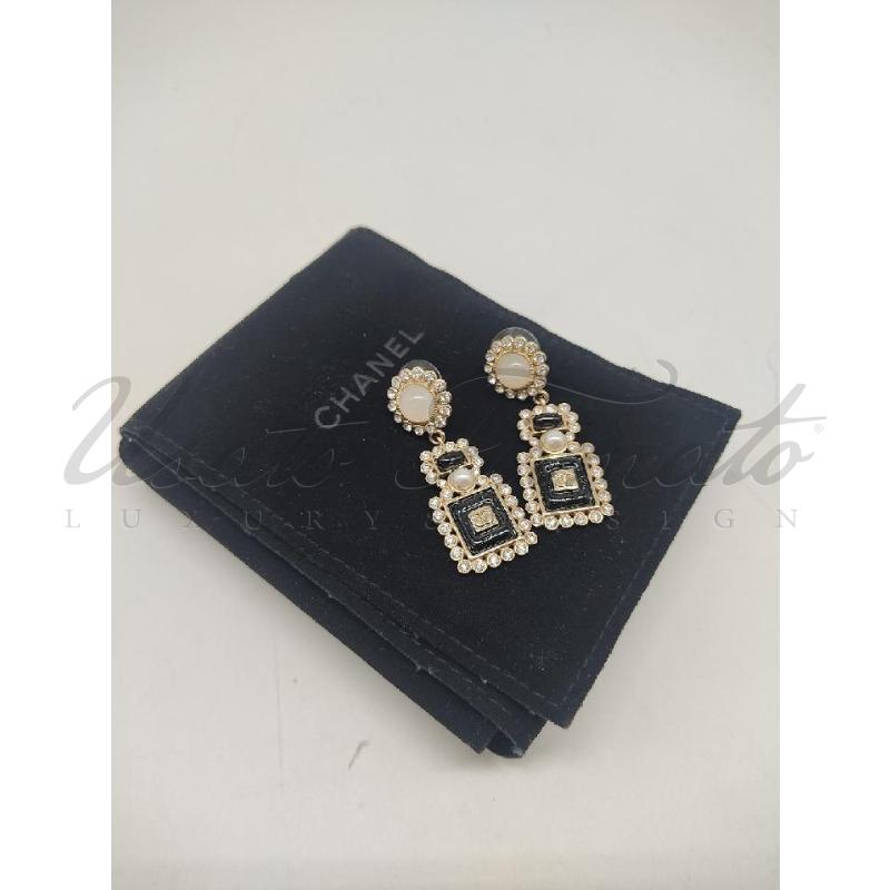 ORECCHINI CHANEL STRASS COD C 21 K | Mercatino dell'Usato Roma parioli 4