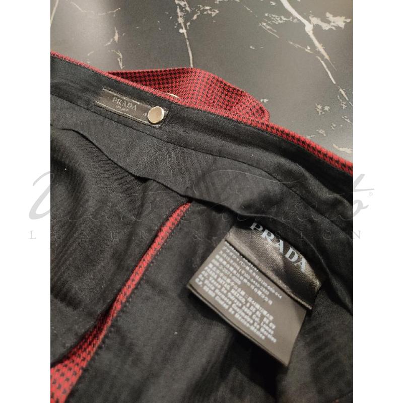 PANTALONE UOMO PRADA ROSSO TG 46 | Mercatino dell'Usato Roma parioli 4