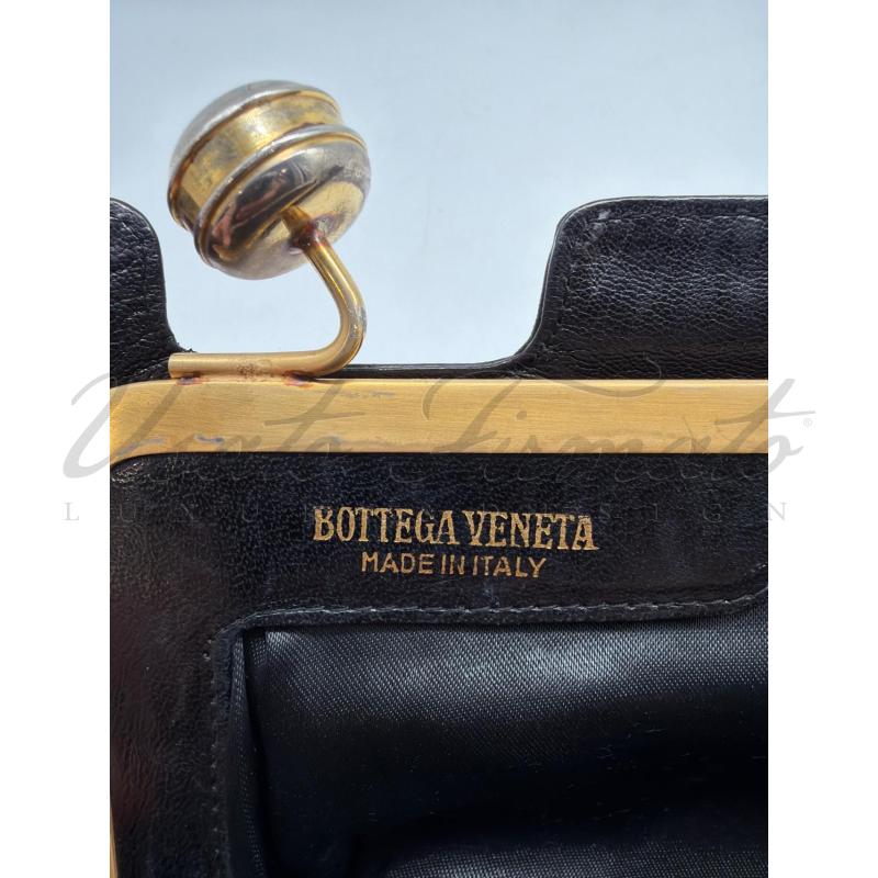 POCHETTE BOTTEGA VENETA VINTAGE NERA PELLE  | Mercatino dell'Usato Roma parioli 3