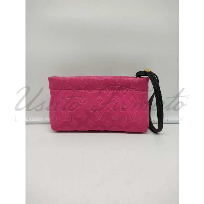 POCHETTE LOUIS VUITTON PUFFED ARTICLES DE VOYAGES MONOGRAM PINK  | Mercatino dell'Usato Roma parioli 2