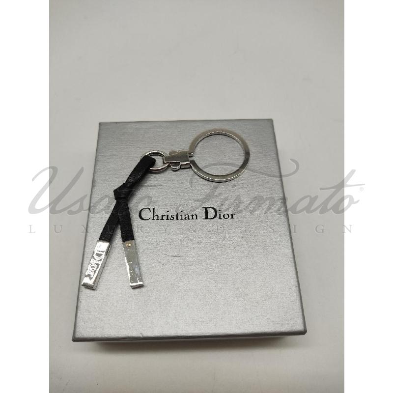PORTA CHIAVI CHRISTIAN DIOR CIONDOLO | Mercatino dell'Usato Roma parioli 3