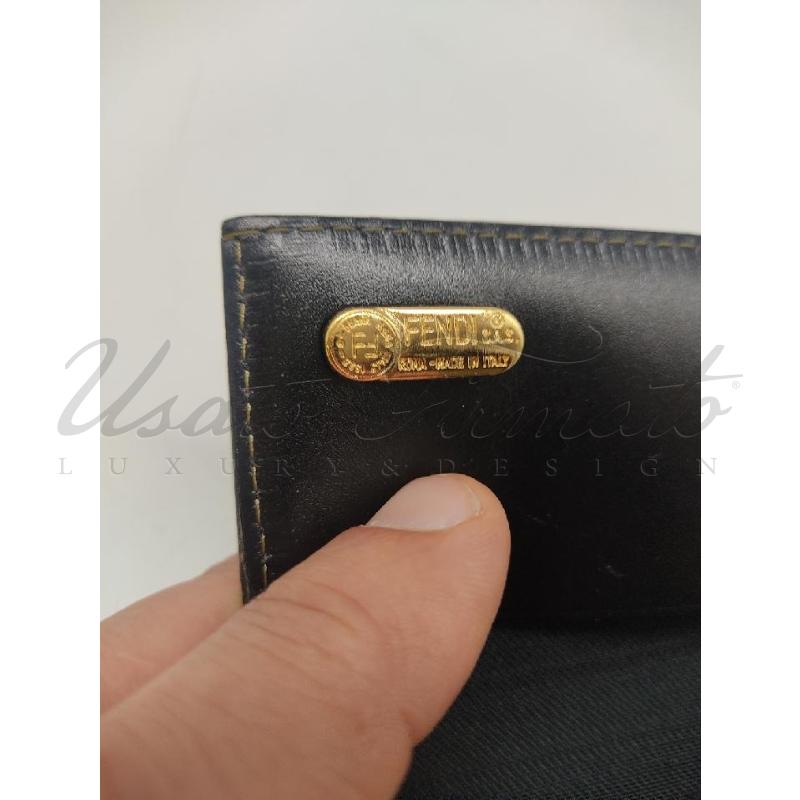 PORTA DOCUMENTI FENDI SAS VINTAGE NERO  | Mercatino dell'Usato Roma parioli 4
