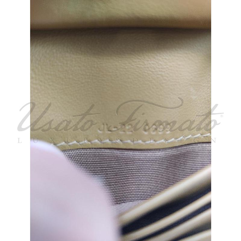 PORTA FOGLIO SALVATORE FERRAGAMO BLU PELLE  | Mercatino dell'Usato Roma parioli 4