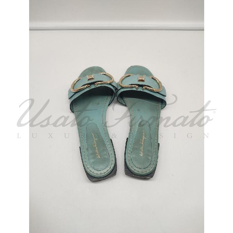 SANDALI DONNA SALVATORE FERRAGAMO VERDE ACQUA PELLE MORSETTO  | Mercatino dell'Usato Roma parioli 3