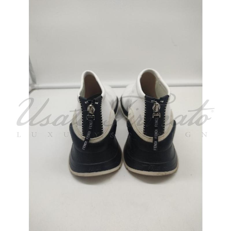 SCARPE DONNA FENDI PELLE VERNICIATA BIANCA TG 40 | Mercatino dell'Usato Roma parioli 3