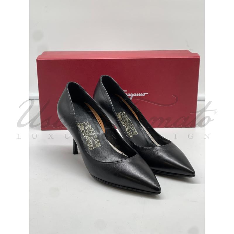 SCARPE DONNA SALVATORE FERRAGAMO NERA GANCINO TG 6.5 | Mercatino dell'Usato Roma parioli 4