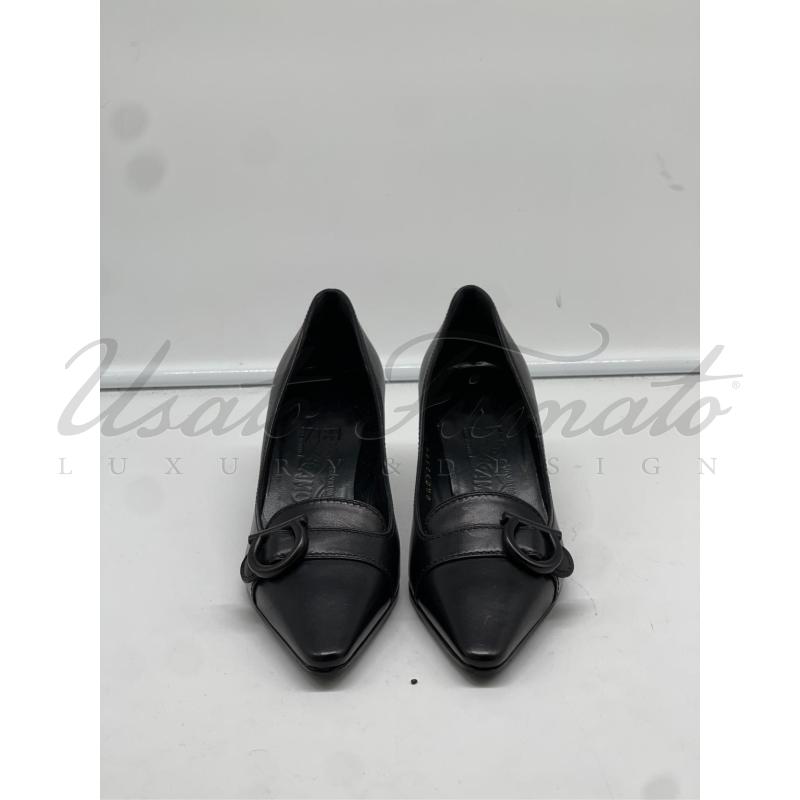SCARPE DONNA SALVATORE FERRAGAMO NERO PUNTA TG 6 | Mercatino dell'Usato Roma parioli 2