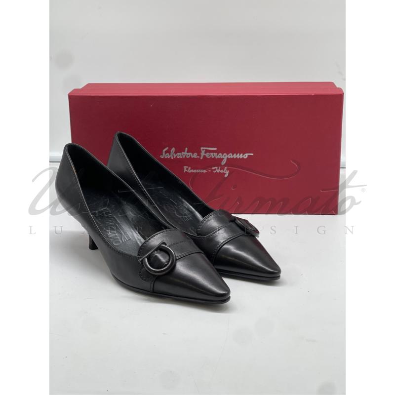 SCARPE DONNA SALVATORE FERRAGAMO NERO PUNTA TG 6 | Mercatino dell'Usato Roma parioli 4