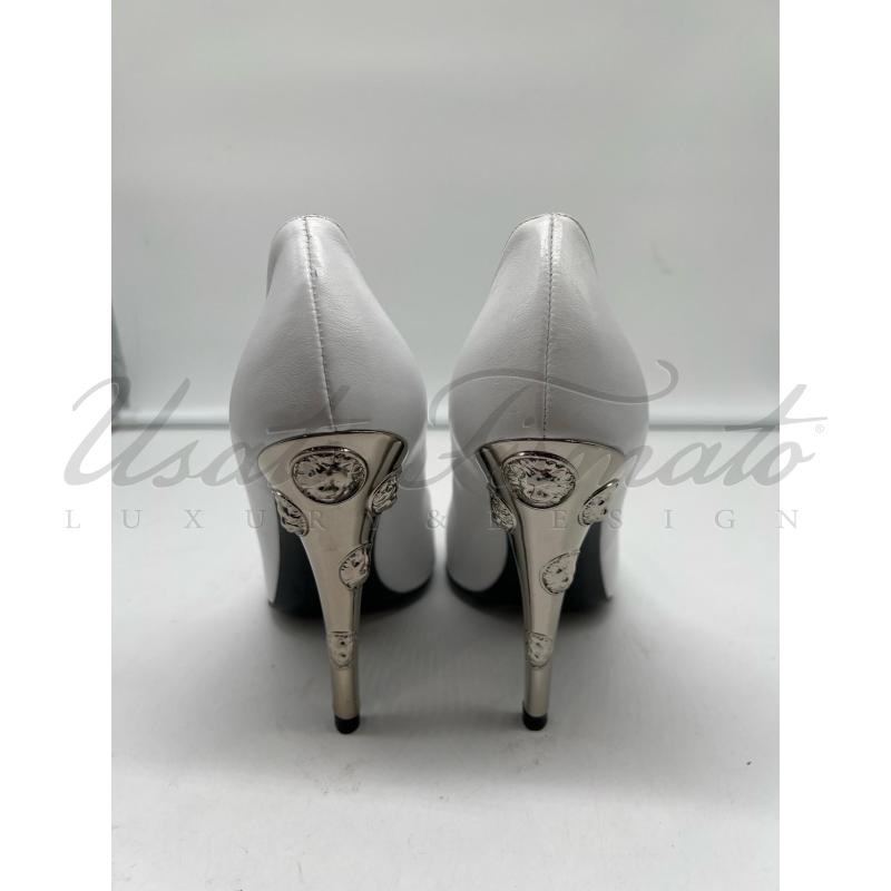 SCARPE DONNA VERSUS BIANCHE PELLE  TG. 38 | Mercatino dell'Usato Roma parioli 3