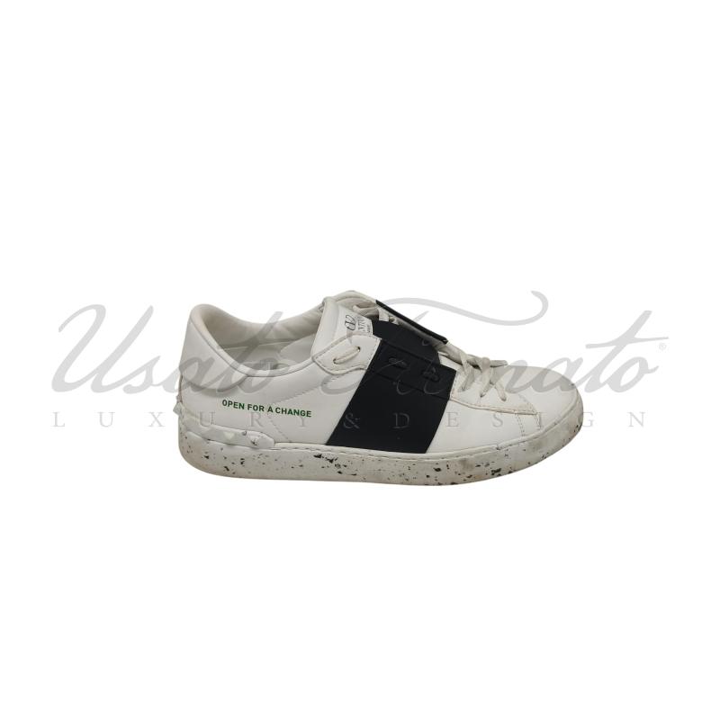 SCARPE VALENTINO GARAVANI ROCKSTUD BIANCHE BORCHIE TG. 40 | Mercatino dell'Usato Roma parioli 1