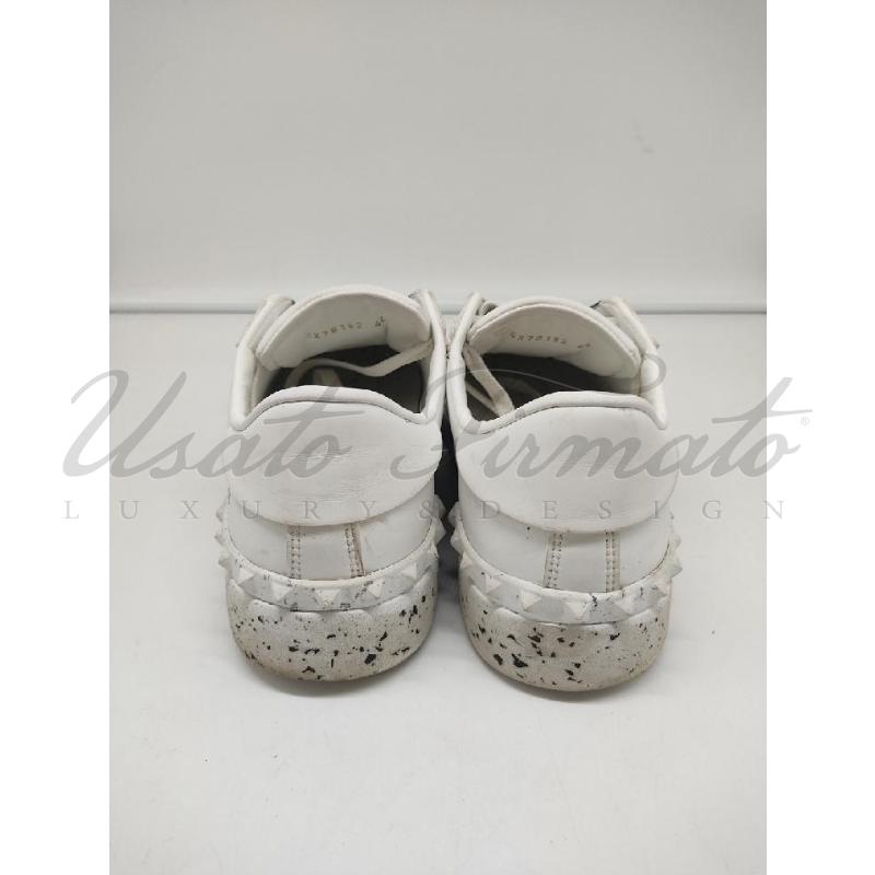 SCARPE VALENTINO GARAVANI ROCKSTUD BIANCHE BORCHIE TG. 40 | Mercatino dell'Usato Roma parioli 3