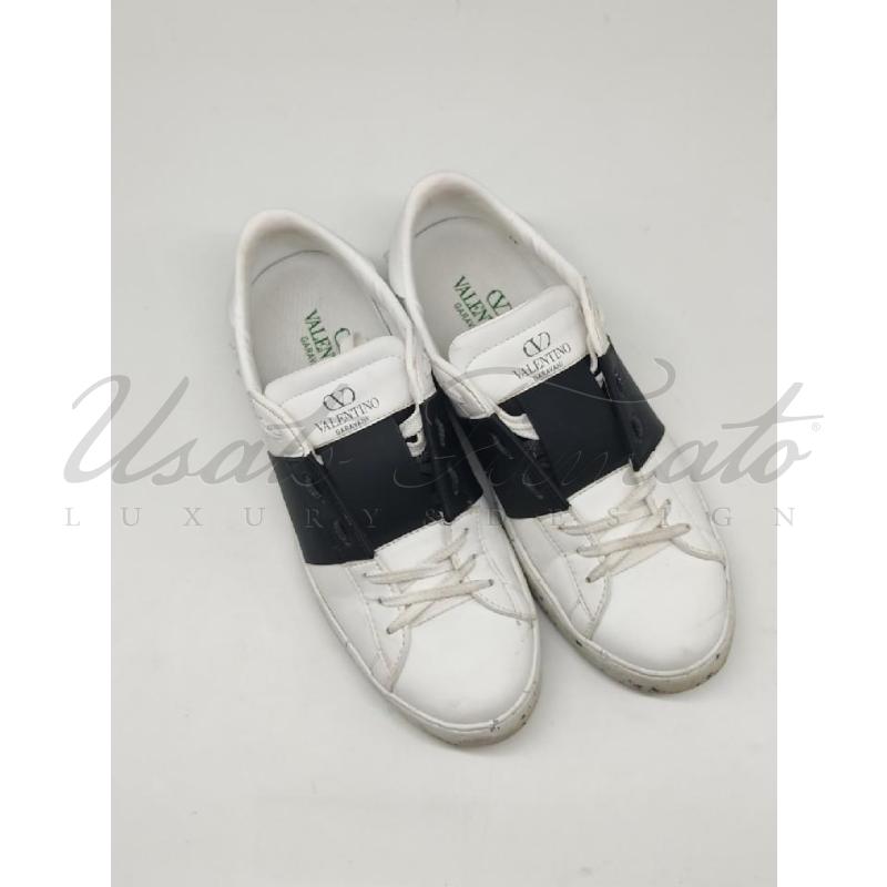 SCARPE VALENTINO GARAVANI ROCKSTUD BIANCHE BORCHIE TG. 40 | Mercatino dell'Usato Roma parioli 4