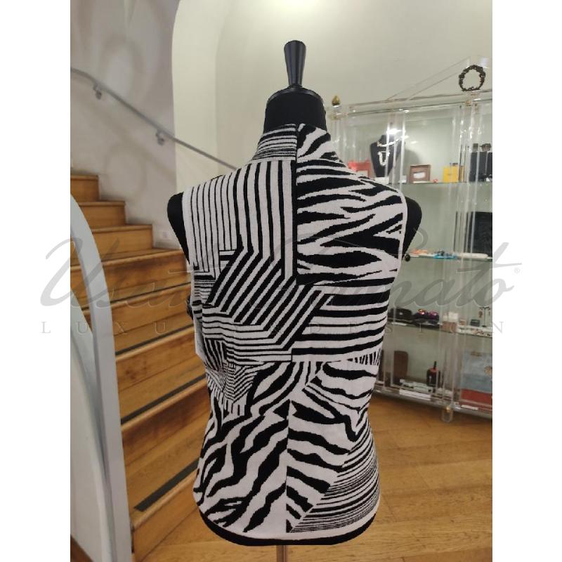 SMANICATO DONNA VERSUS BIANCO NERO TG. 44 | Mercatino dell'Usato Roma parioli 3
