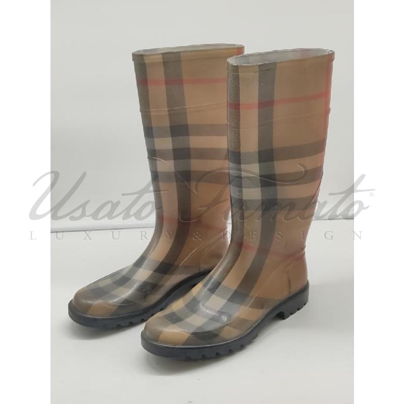 STIVALI BURBERRY PIOGGIA TARTAN TG. 39 | Mercatino dell'Usato Roma parioli 3