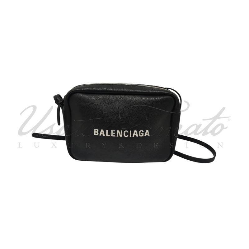 TRACOLLA DONNA BALENCIAGA EVRYDAY NERA SCRITTA  | Mercatino dell'Usato Roma parioli 1
