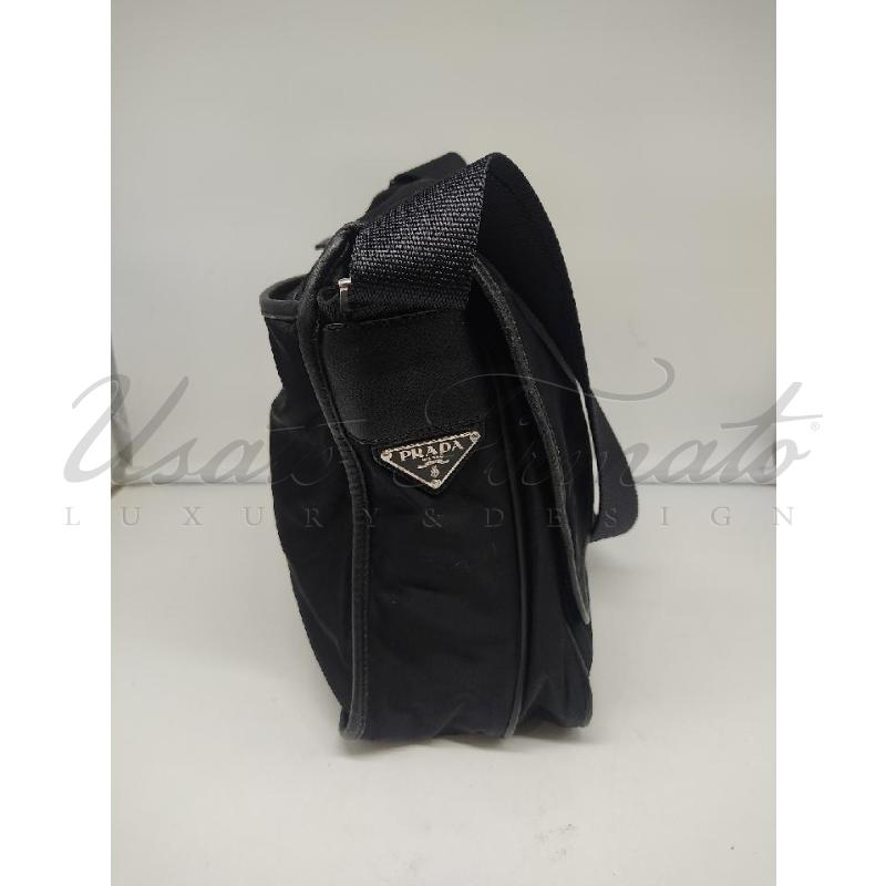 TRACOLLA PRADA NYLON NERA MEDIUM   | Mercatino dell'Usato Roma parioli 2