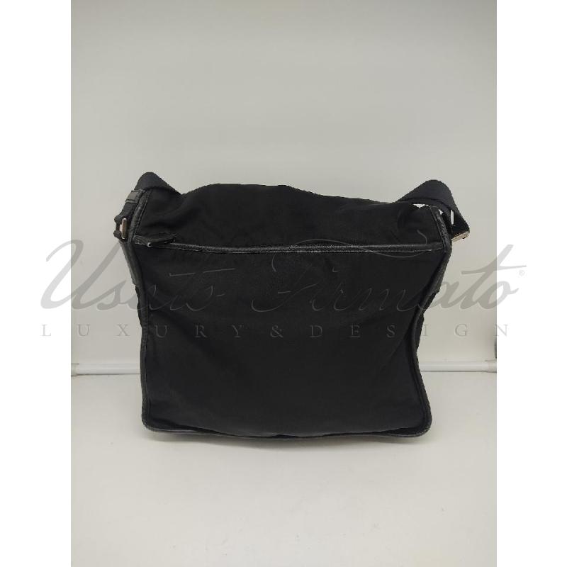 TRACOLLA PRADA NYLON NERA MEDIUM   | Mercatino dell'Usato Roma parioli 3