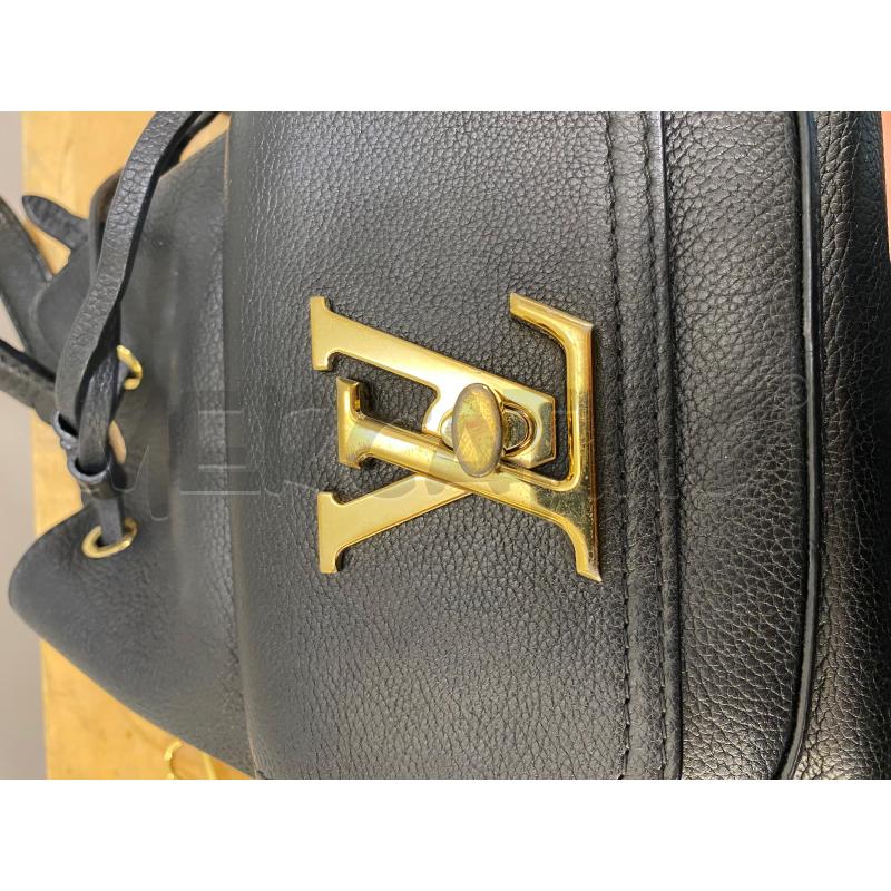 BORSETTA LOUIS VUITTON LOCKME BUCKET DONNA  | Mercatino dell'Usato Roma casalotti 4