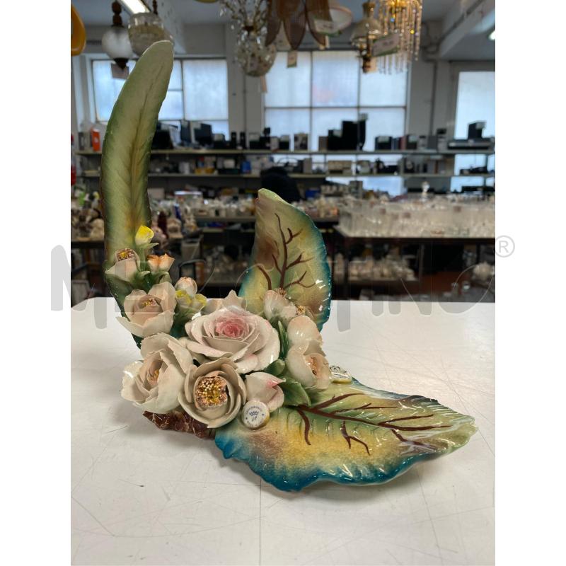 CAPODIMONTE COMPOSIZIONE FLOREALE ORO BIANCO | Mercatino dell'Usato Roma casalotti 2
