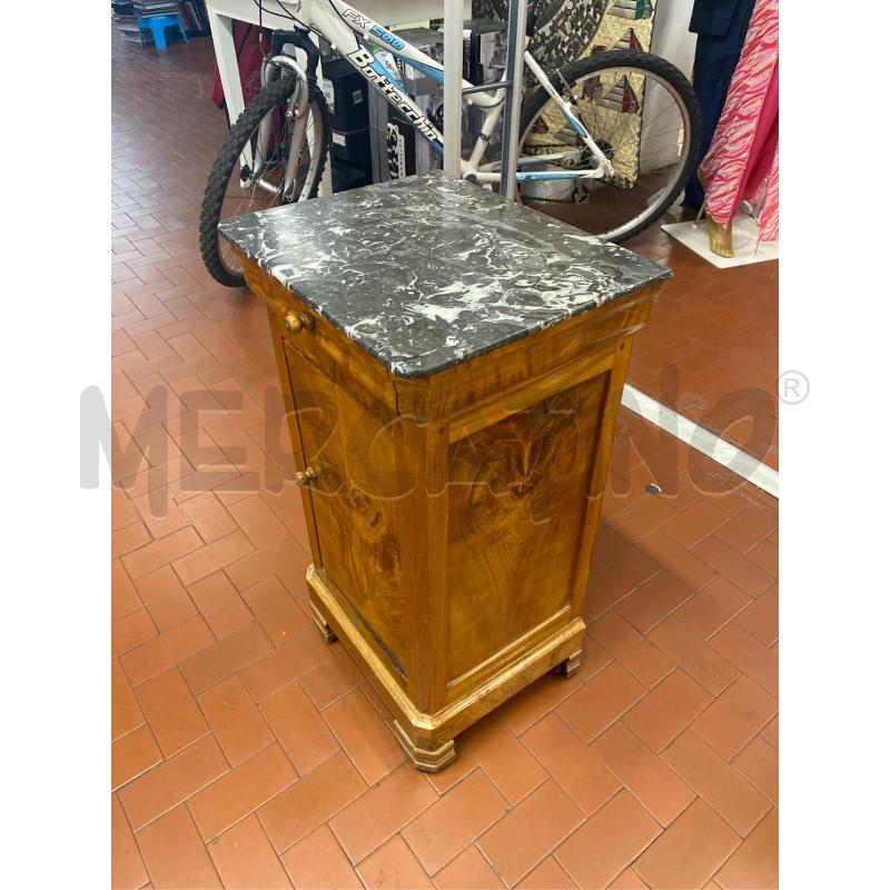 COMODINO CON TOP IN MARMO CM. 40X35X75 H  | Mercatino dell'Usato Roma casalotti 3