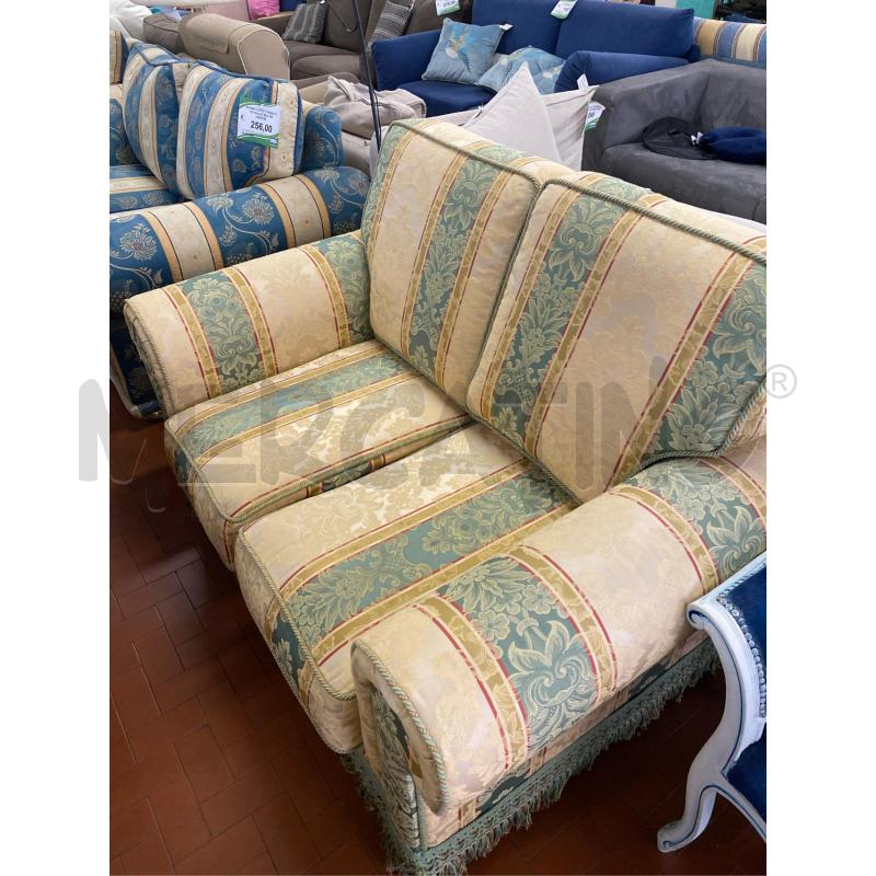 DIVANO 2 POSTI VERDE CREMA CM. 140X90 | Mercatino dell'Usato Roma casalotti 1